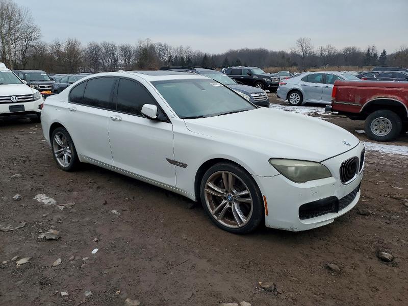 Photo 4 from auction – 2012 BMW 750 with VIN WBAKA8C54CDS99949
