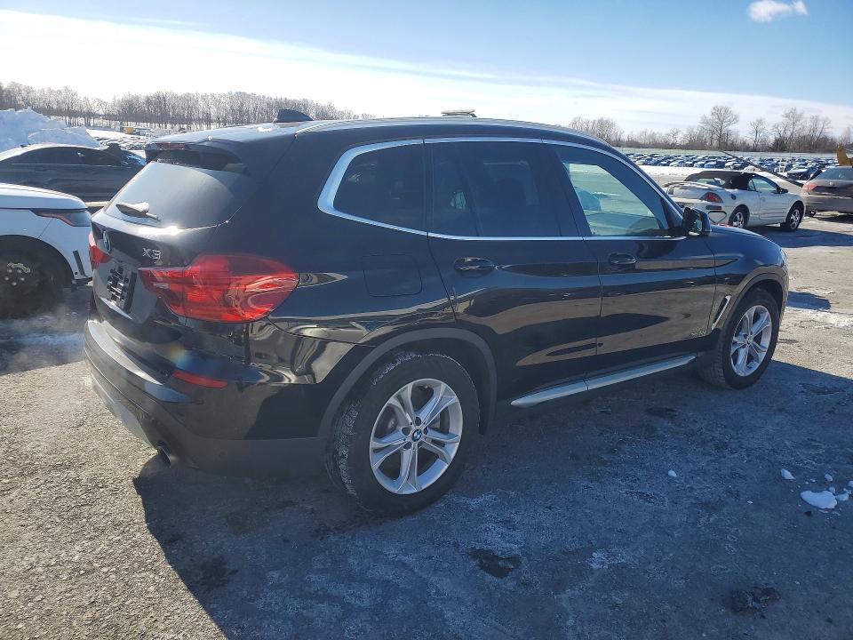 Photo 3 from auction – 2018 BMW X3 with VIN 5UXTR9C54JLD59156