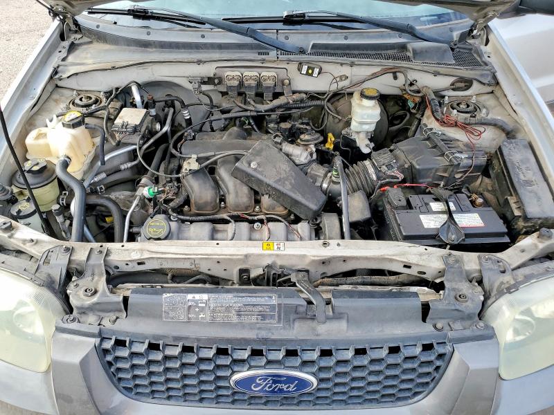 Photo 11 from auction – 2005 FORD ESCAPE XLT with VIN 1FMCU93155KA14025