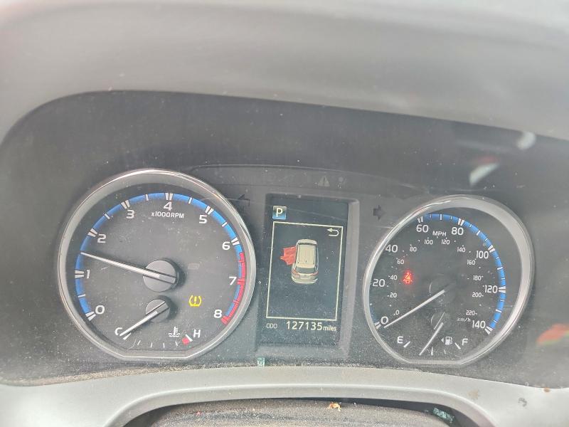 Photo 9 from auction – 2016 TOYOTA RAV4 XLE with VIN 2T3RFREV5GW473378