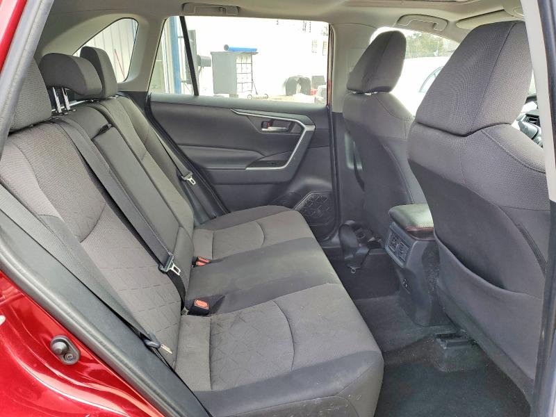 Photo 11 from auction – 2019 TOYOTA RAV4 XLE with VIN 2T3W1RFV0KW053570