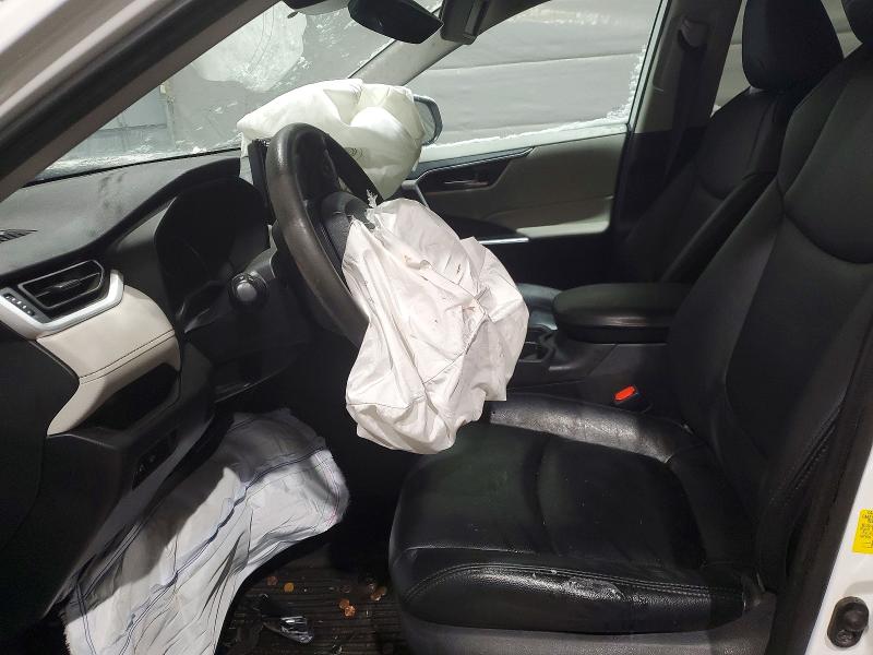 Photo 7 from auction – 2021 TOYOTA RAV4 XLE with VIN 2T3P1RFV2MC150777
