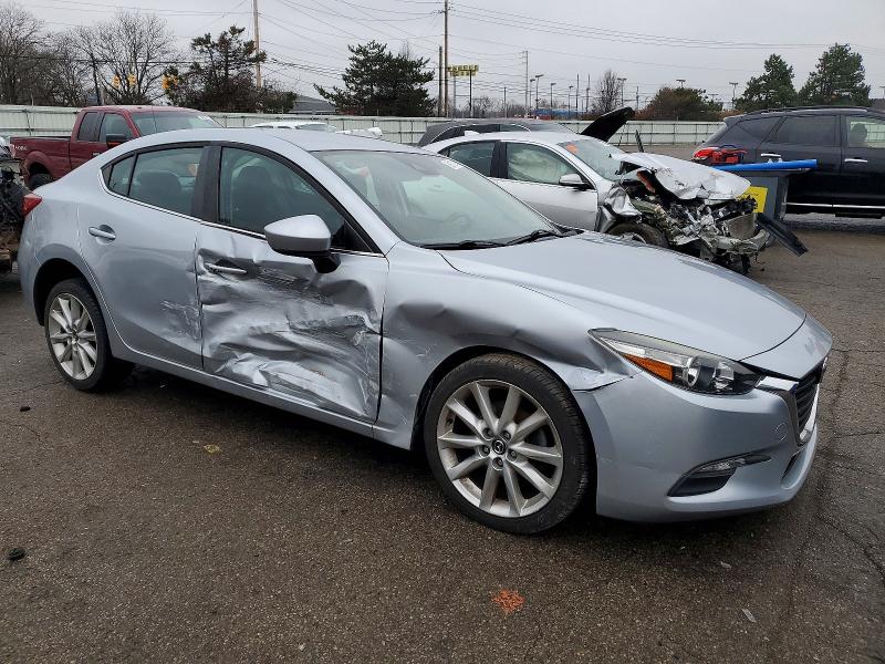 Photo 4 from auction – 2017 MAZDA 3 TOURING with VIN 3MZBN1V77HM146942