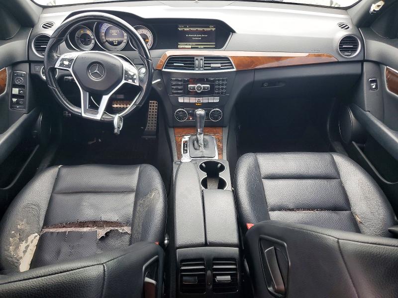 Photo 8 from auction – 2013 MERCEDES-BENZ C 250 with VIN WDDGF4HB8DG103602