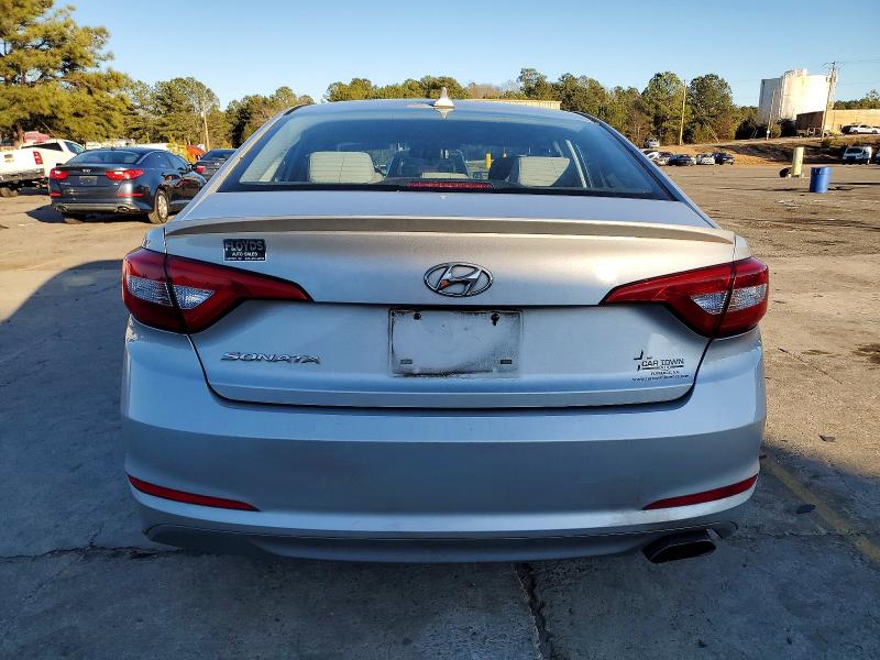 Photo 6 from auction – 2015 HYUNDAI SONATA SE with VIN 5NPE24AF9FH137542