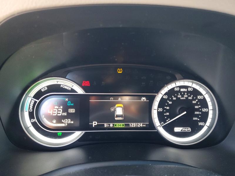 Photo 9 from auction – 2019 KIA NIRO LX with VIN KNDCM3LDXK5235660