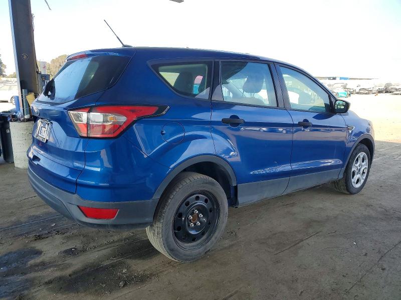 Photo 3 from auction – 2018 FORD ESCAPE with VIN 1FMCU0F72JUD44098