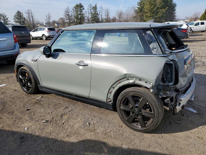 Photo 2 from auction – 2023 MINI COOPER S with VIN WMW53DH09P2S90162