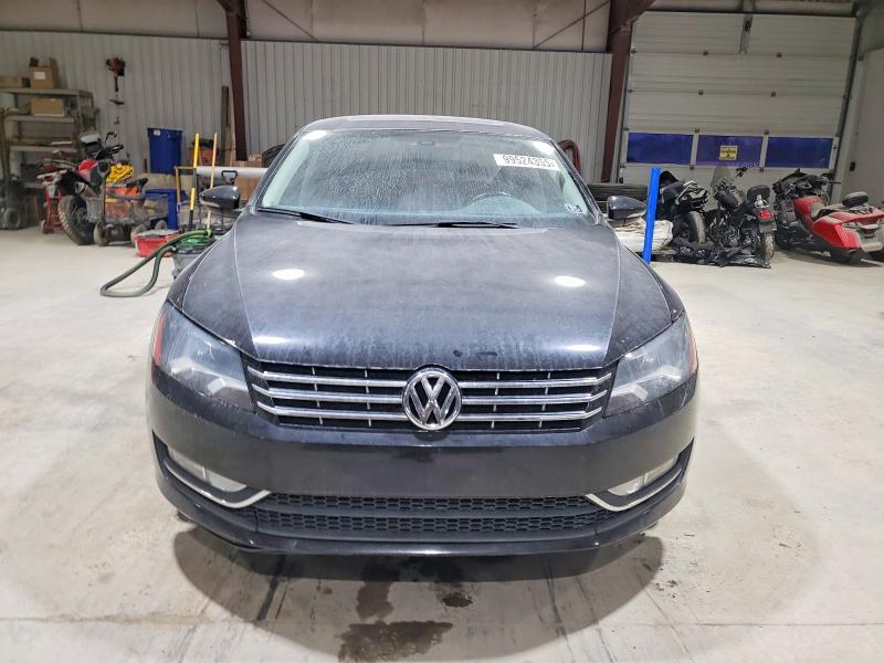 Photo 5 from auction – 2012 VOLKSWAGEN PASSAT with VIN 1VWCN7A39CC020165