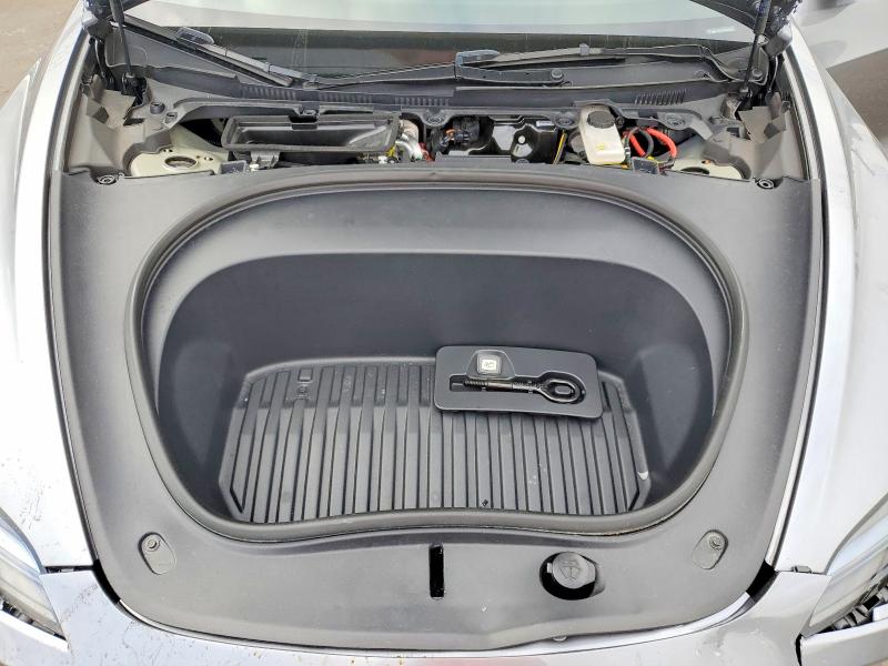 Photo 12 from auction – 2024 TESLA MODEL 3 with VIN 5YJ3E1ET1RF898923