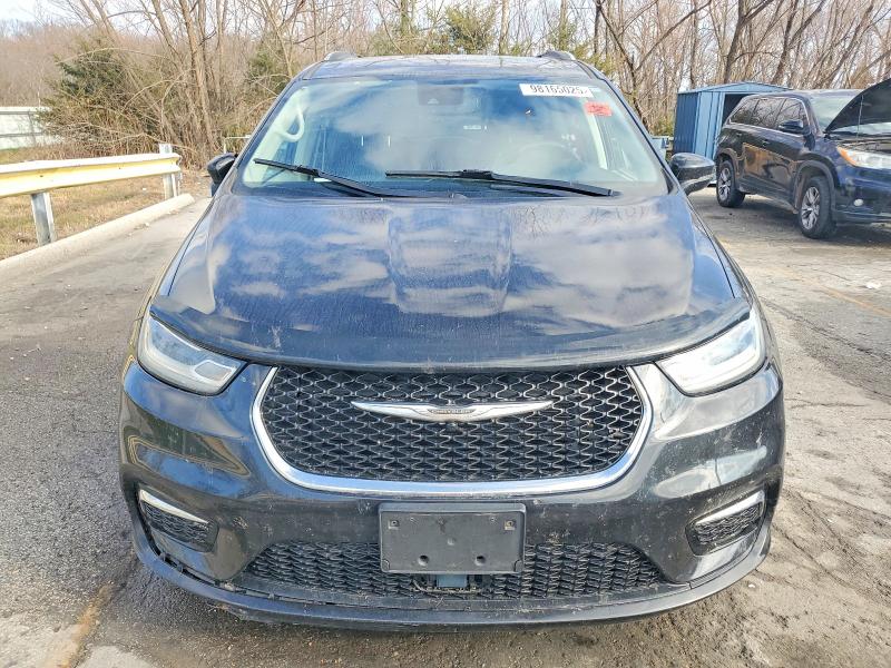 Photo 5 from auction – 2021 CHRYSLER PACIFICA T with VIN 2C4RC1BG3MR504326