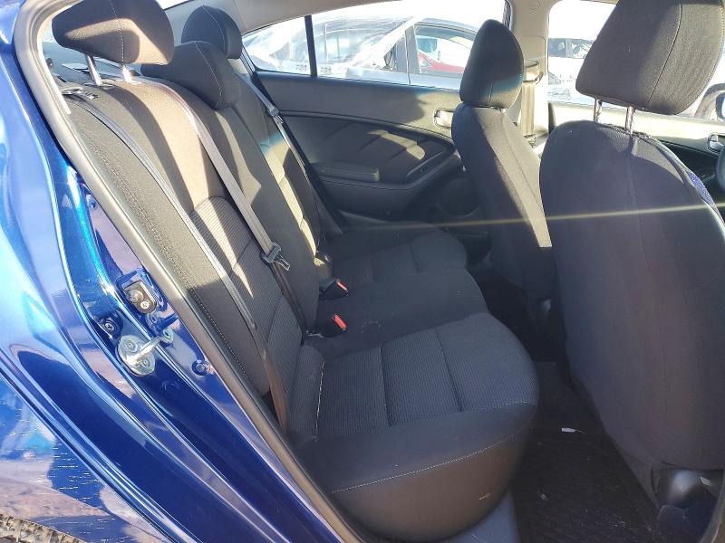 Photo 10 from auction – 2018 KIA FORTE with VIN 3KPFK4A77JE165026