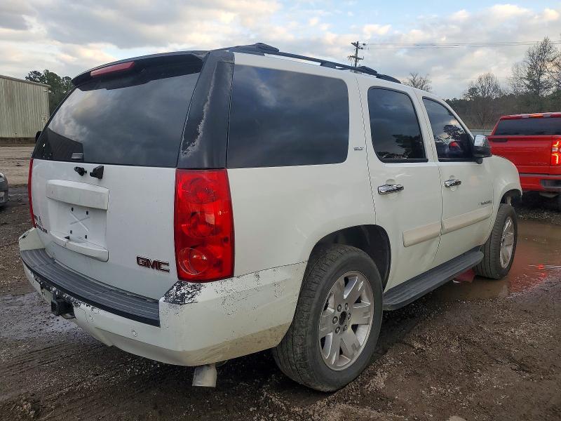 Photo 3 from auction – 2009 GMC YUKON SLT with VIN 1GKEC333X9R210378