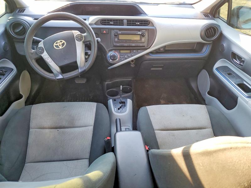 Photo 8 from auction – 2012 TOYOTA PRIUS C with VIN JTDKDTB37C1013509