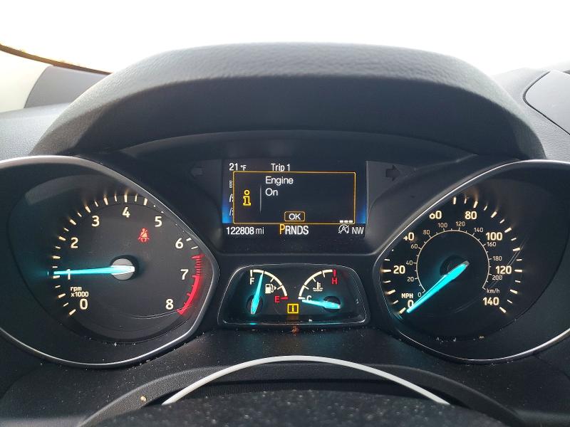 Photo 9 from auction – 2017 FORD ESCAPE SE with VIN 1FMCU0GD8HUD83440