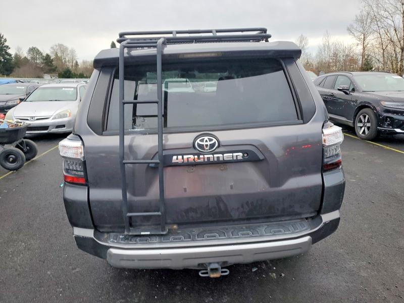 Photo 6 from auction – 2017 TOYOTA 4RUNNER SR with VIN JTEBU5JR2H5408744