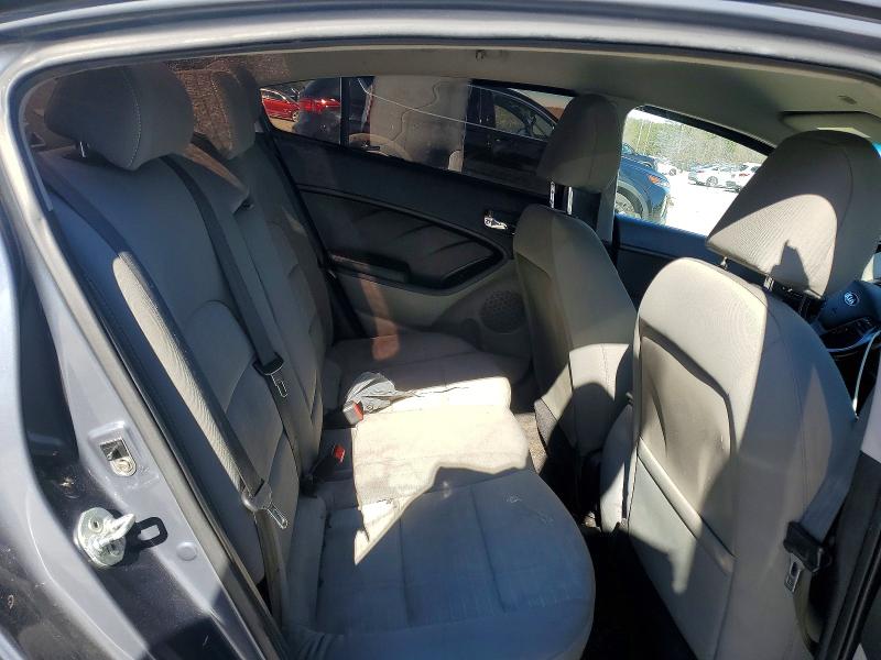 Photo 10 from auction – 2014 KIA FORTE with VIN KNAFX4A81E5120270
