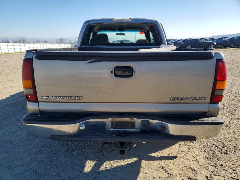 Photo 6 from auction – 2001 CHEVROLET SILVERADO with VIN 2GCEC19V911176052
