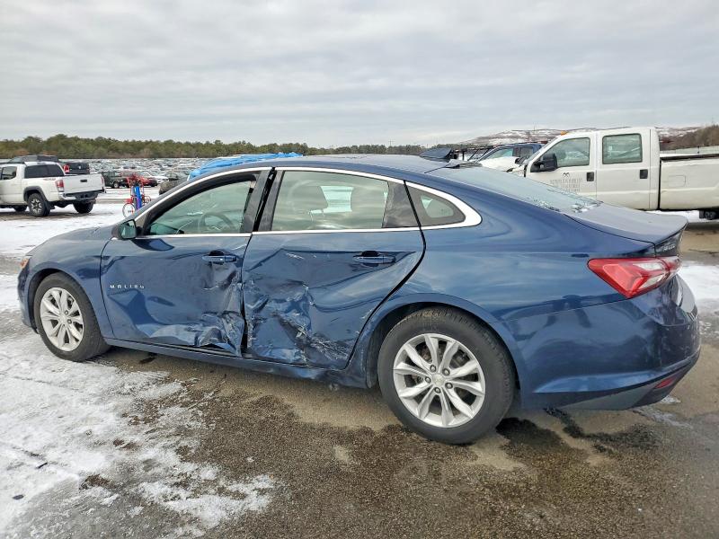 Photo 2 from auction – 2019 CHEVROLET MALIBU with VIN 1G1ZD5ST3KF128922
