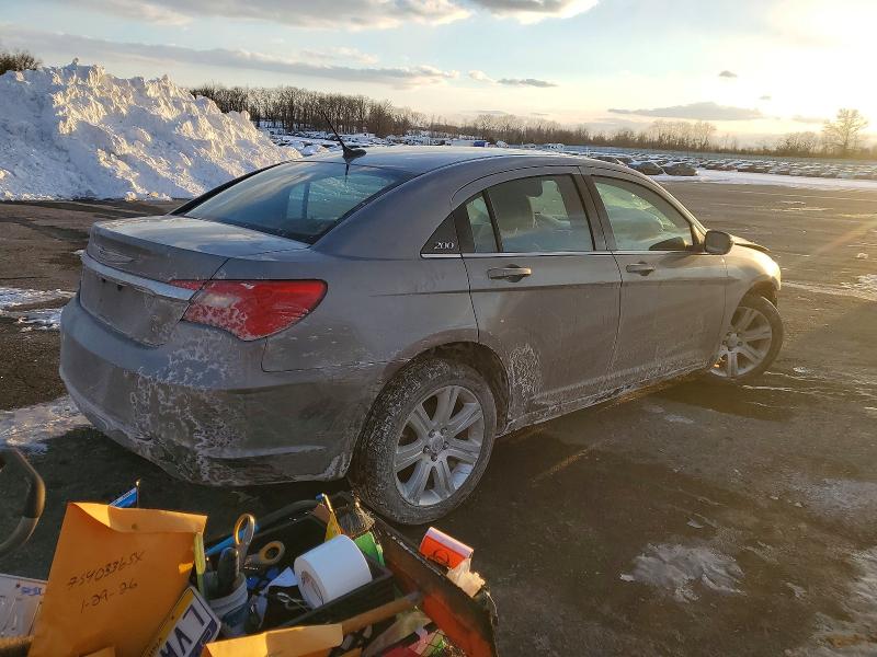 Photo 3 from auction – 2011 CHRYSLER 200 TOURIN with VIN 1C3BC1FB6BN581285