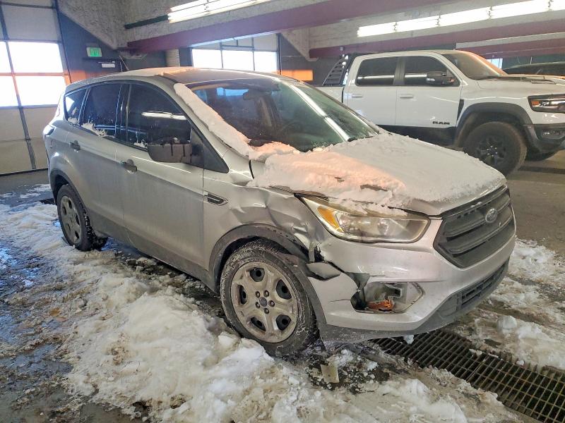 Photo 4 from auction – 2017 FORD ESCAPE with VIN 1FMCU0F73HUB49993