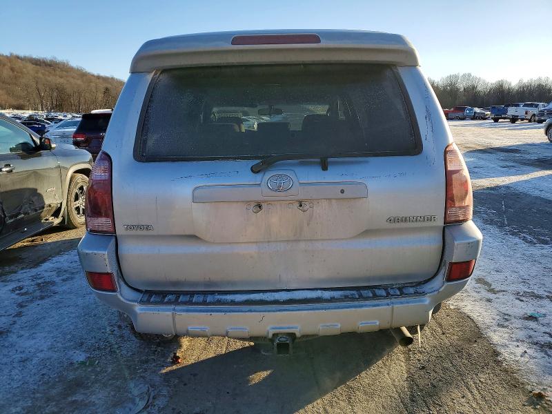 Photo 6 from auction – 2005 TOYOTA 4RUNNER SR with VIN JTEZU14R658023846