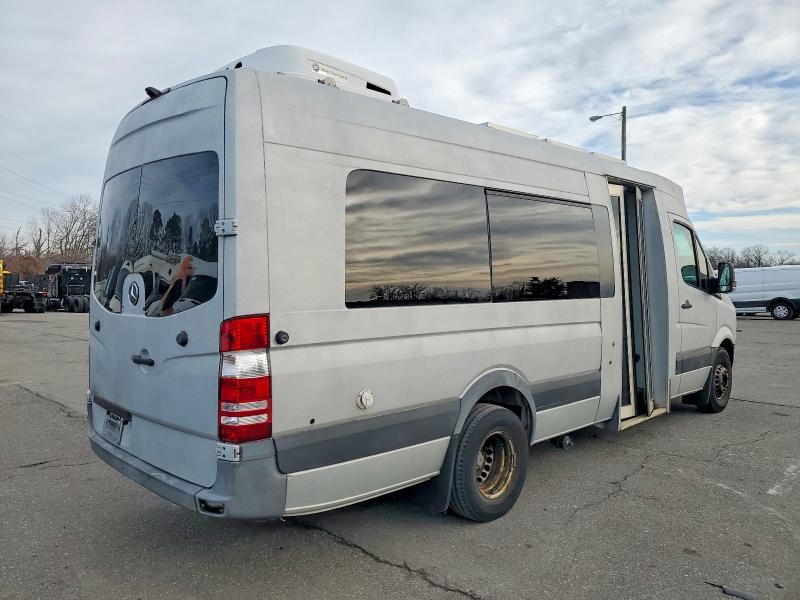 Photo 3 from auction – 2013 BENZ SPRINTER CAB & CHASS with VIN WDAPF4CCXD5814565