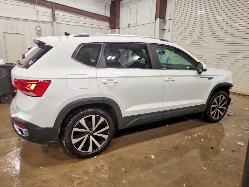 Photo 3 from auction – 2022 VOLKSWAGEN TAOS with VIN 3VVLX7B20NM094855