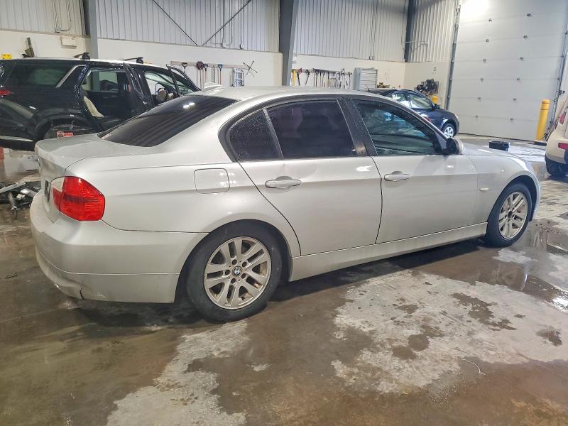 Photo 3 from auction – 2006 BMW 325 with VIN WBAVB135X6KR56447