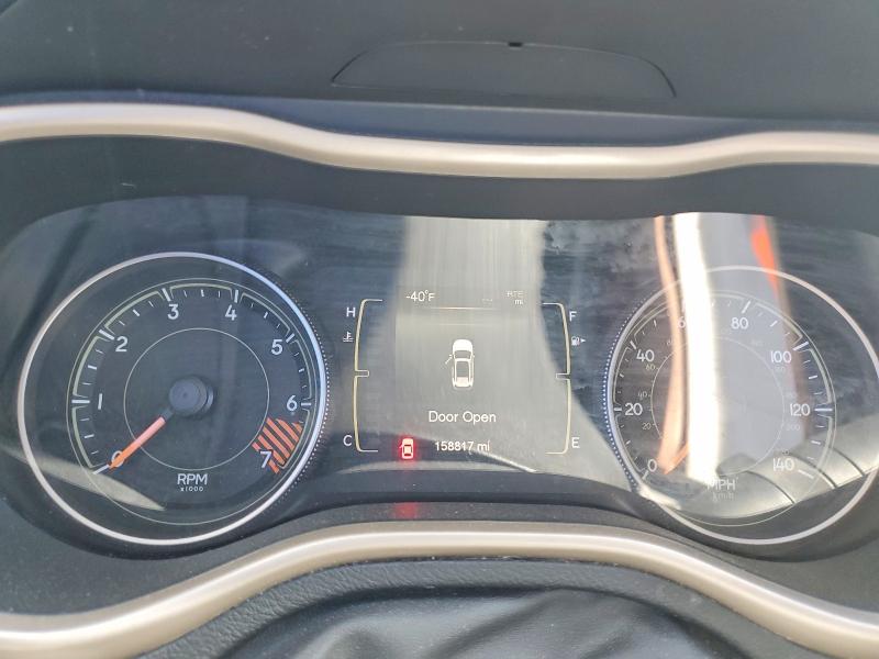 Photo 9 from auction – 2015 JEEP CHEROKEE with VIN 1C4PJLCB1FW546922
