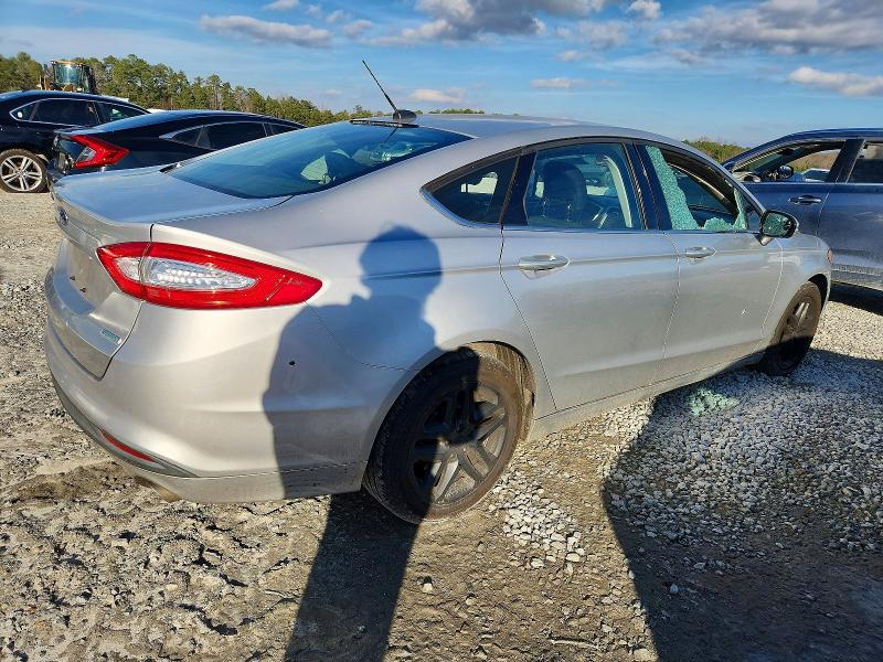 Photo 3 from auction – 2013 FORD FUSION SE with VIN 3FA6P0HR6DR203110
