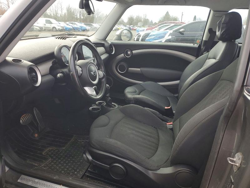 Photo 7 from auction – 2009 MINI COOPER S C with VIN WMWMM33509TP93405