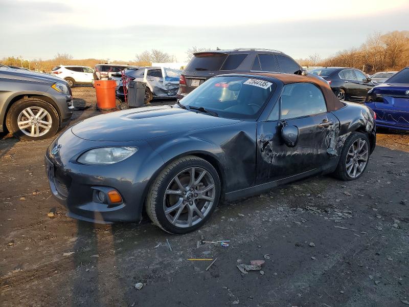 MAZDA MX-5 MIATA 2015 مع رقم تعريف المركبة JM1NC2NF5F0239980 - صورة من المزاد