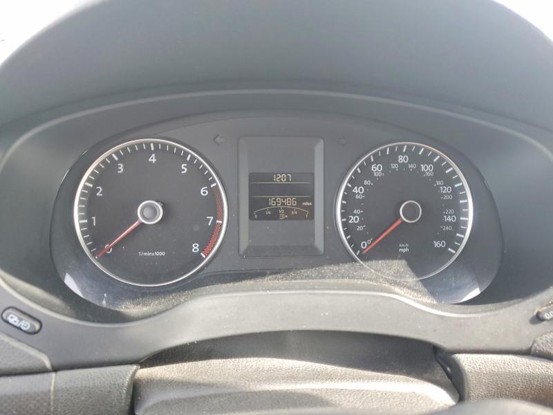 Photo 9 from auction – 2012 VOLKSWAGEN JETTA with VIN 3VWDP7AJ0CM371364