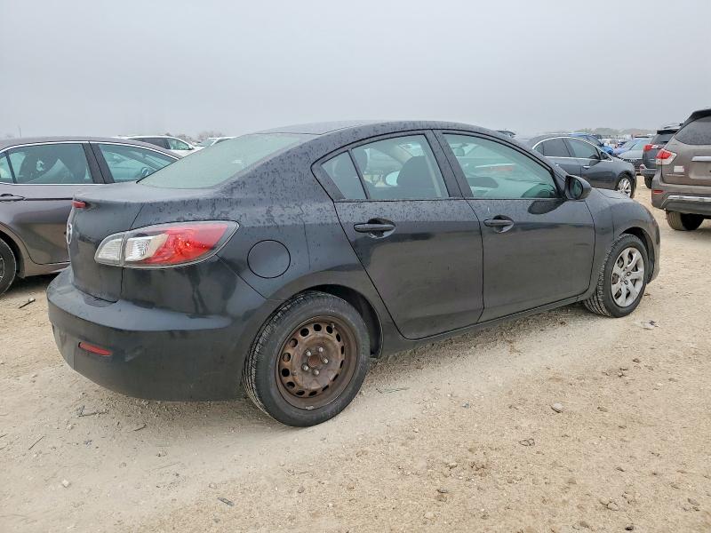Photo 3 from auction – 2012 MAZDA 3 I with VIN JM1BL1UF0C1524123