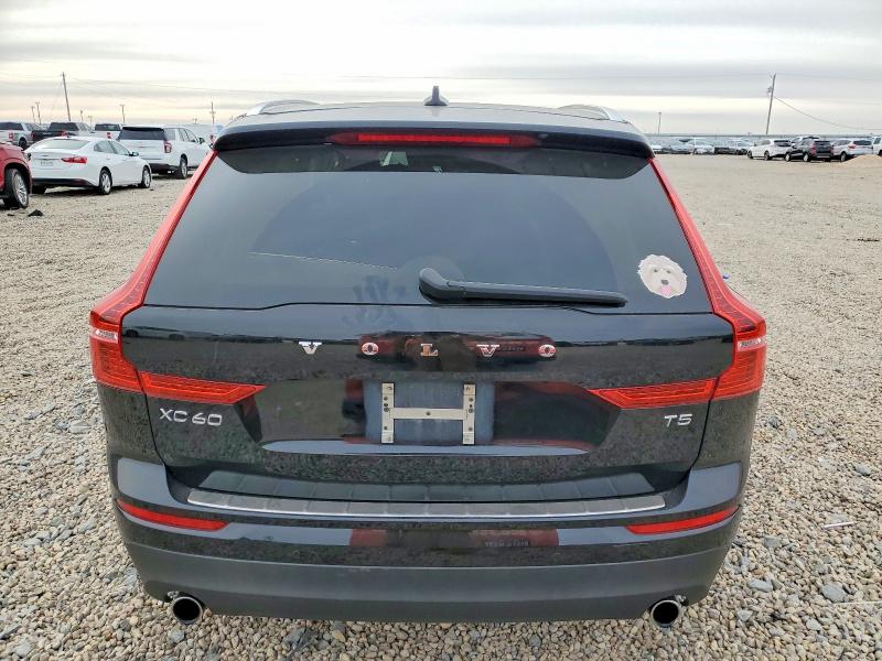 Photo 6 from auction – 2019 VOLVO XC60 with VIN LYV102DK5KB251145