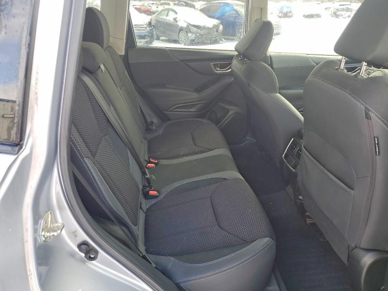 Photo 10 from auction – 2019 SUBARU FORESTER P with VIN JF2SKAEC5KH439258