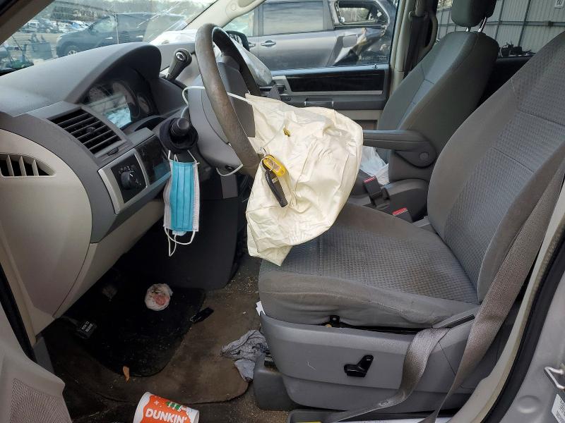 Фото 7 с аукциона – 2010 DODGE GRAND CARAVAN с VIN 2D4RN5D1XAR409402