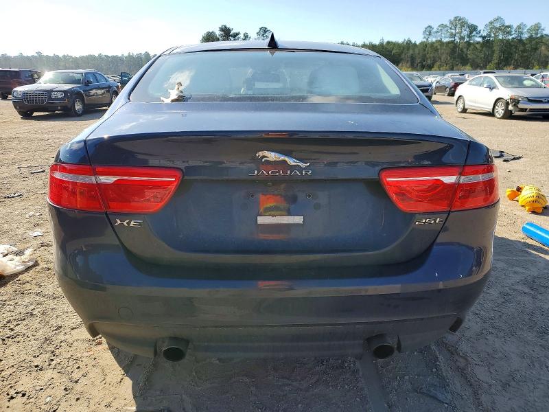 Photo 6 from auction – 2017 JAGUAR XE with VIN SAJAE4BG4HA958184