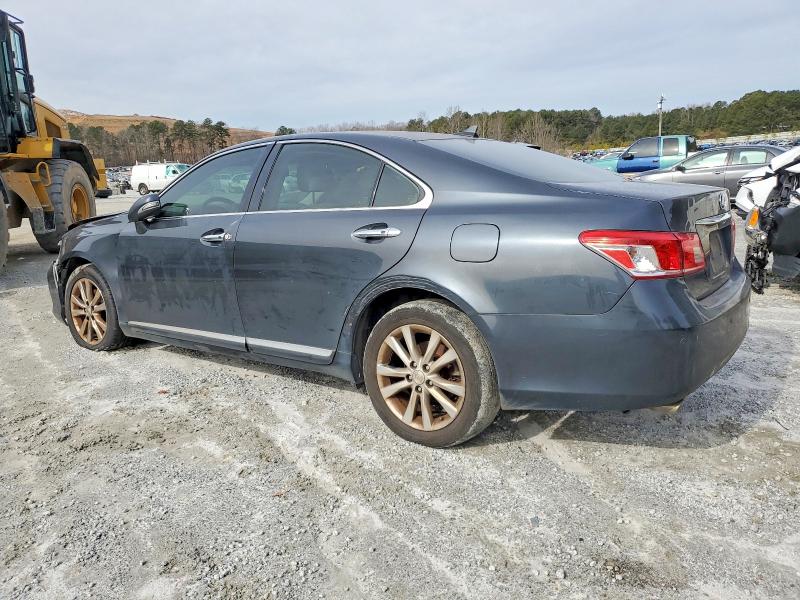 Photo 2 from auction – 2011 LEXUS ES 350 with VIN JTHBK1EG4B2448035