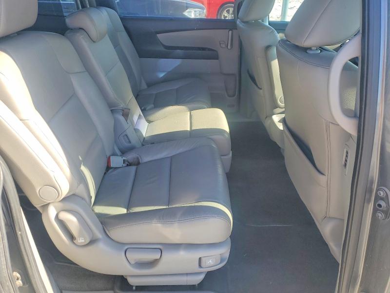 Photo 11 from auction – 2011 HONDA ODYSSEY TO with VIN 5FNRL5H96BB010938