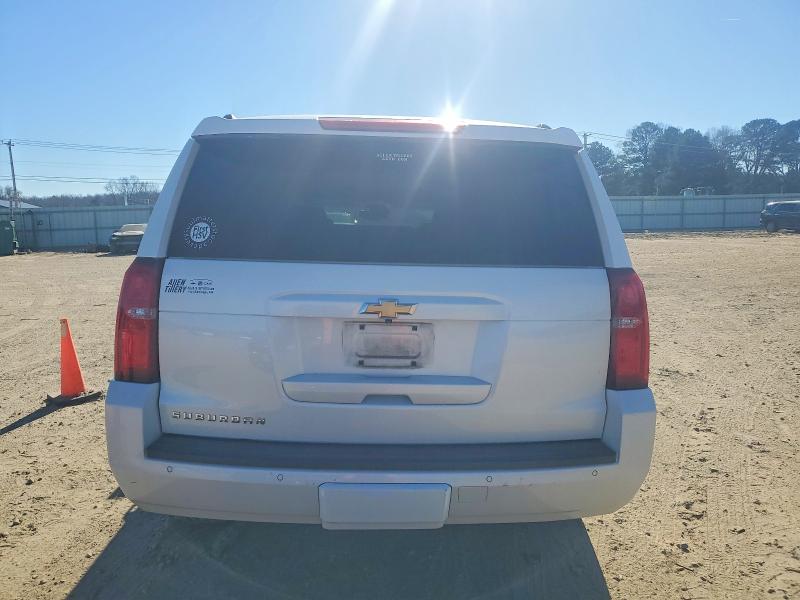 Photo 6 from auction – 2018 CHEVROLET SUBURBAN with VIN 1GNSCHKCXJR254163