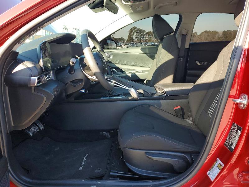 Photo 7 from auction – 2024 HYUNDAI ELANTRA with VIN KMHLM4DG3RU712147