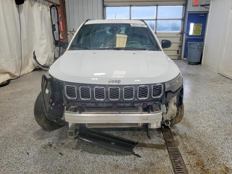 Photo 5 from auction – 2024 JEEP COMPASS LA with VIN 3C4NJDBN8RT117084
