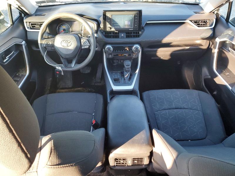 Photo 8 from auction – 2021 TOYOTA RAV4 with VIN 2T3P1RFV7MW157240