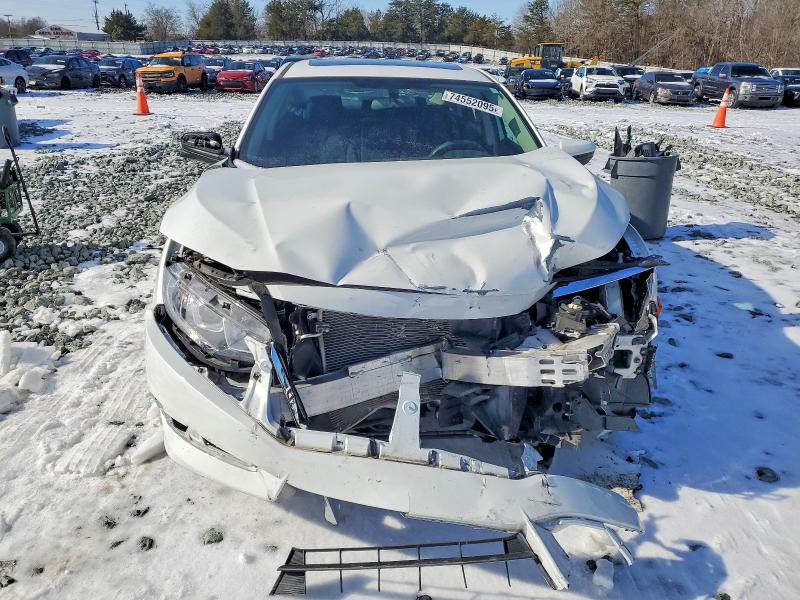 Photo 5 from auction – 2018 HONDA CIVIC EX with VIN 19XFC2F76JE035538