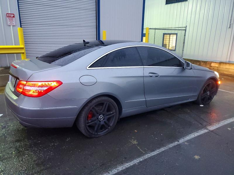 Photo 3 from auction – 2010 MERCEDES-BENZ E with VIN WDDKJ5GB6AF048892