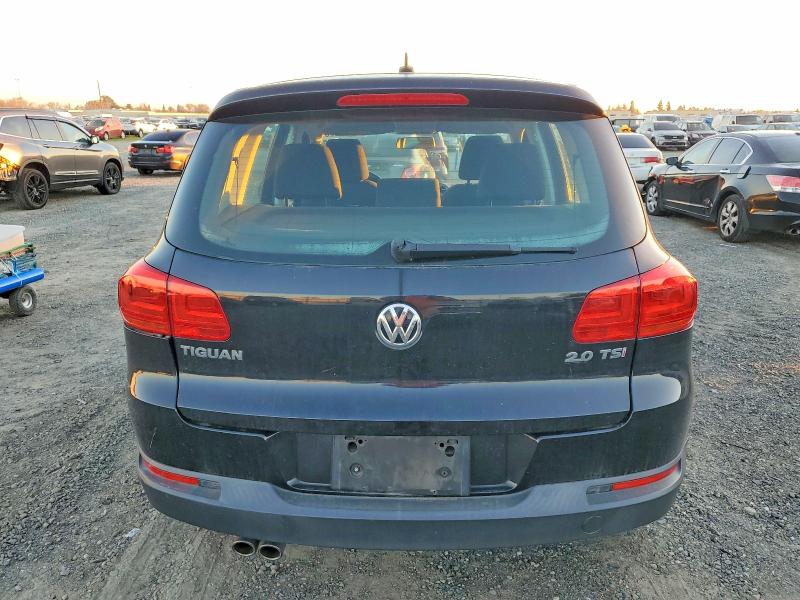 Photo 6 from auction – 2013 VOLKSWAGEN TIGUAN with VIN WVGAV7AX6DW543748