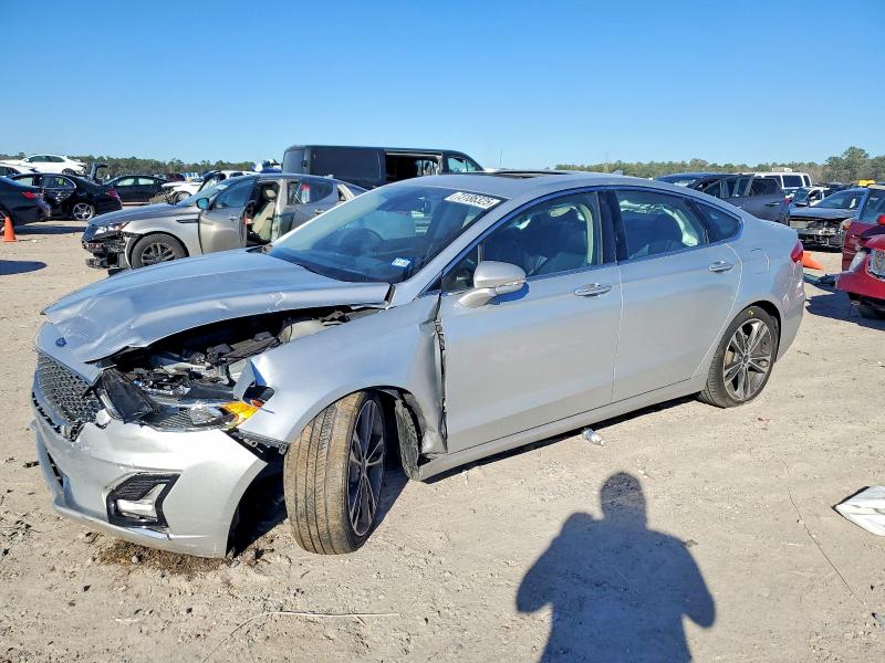 FORD FUSION 2019 with VIN 3FA6P0D98KR124024 - Photo from auction