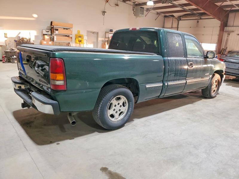 Photo 3 from auction – 2002 CHEVROLET SILVERADO with VIN 2GCEC19T421175844